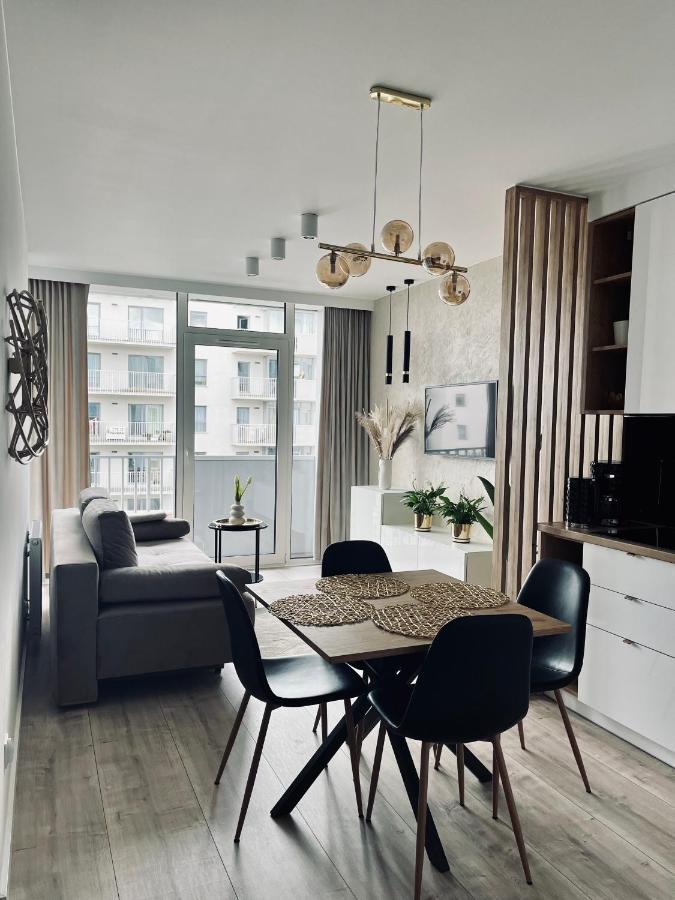 Nowoczesny Apartament Z Garazem Morelova Danzig Exterior foto